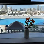 Luxurious, Cozy And Spacious One-Bedroom Apartment In The Heart Of Dubai