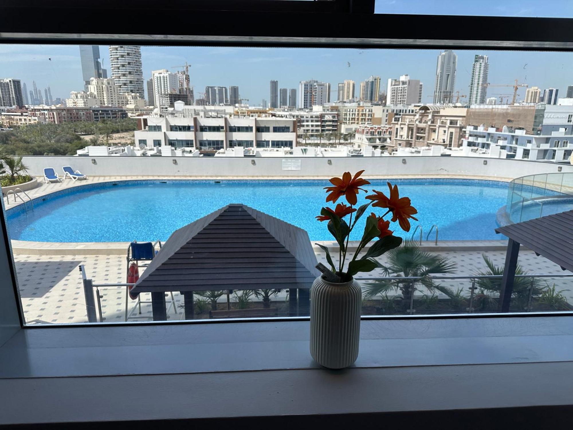 Apartment Luxurious, Cozy And Spacious One-bedroom In The Heart Of Dubai